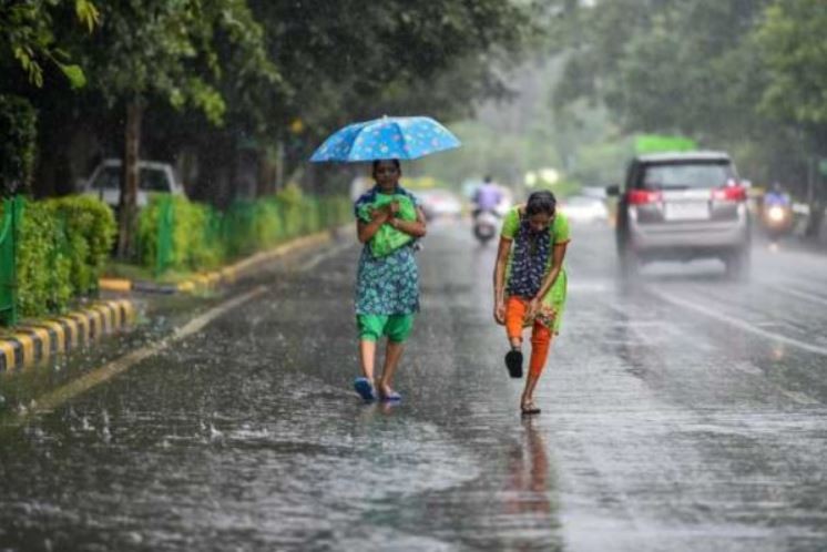 देशमा पश्चिमी न्युन चापीय प्रणालीको प्रभाव : बिहीबारसम्म कुन कुन प्रदेशमा छ बर्षा र हिमपातको सम्भावना ?