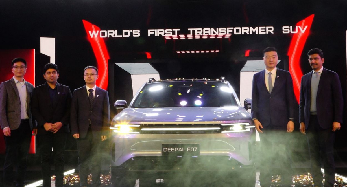 World’s First ‘Transformer SUV’ Deepal E07 Launched in Nepal